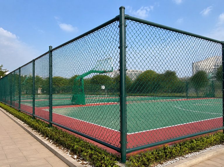 镀锌包塑勾花网